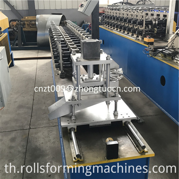 เหล็กม้วนชัตเตอร์ประตูเครื่องขึ้นรูป 01 steel shutter door roll forming machine 01